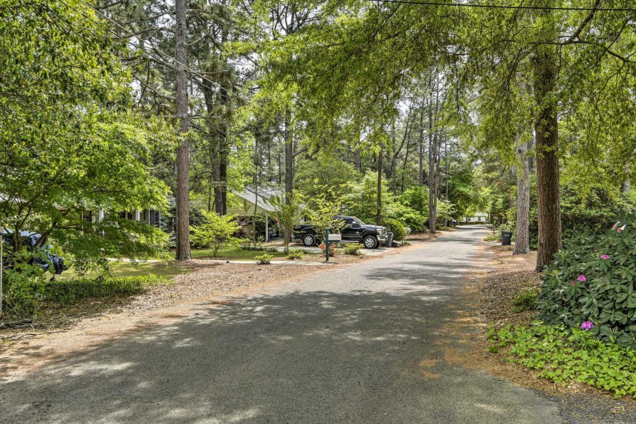 Quaint Apt With Yard 1 Mi To Nature Preserve! Southern Pines Exterior photo